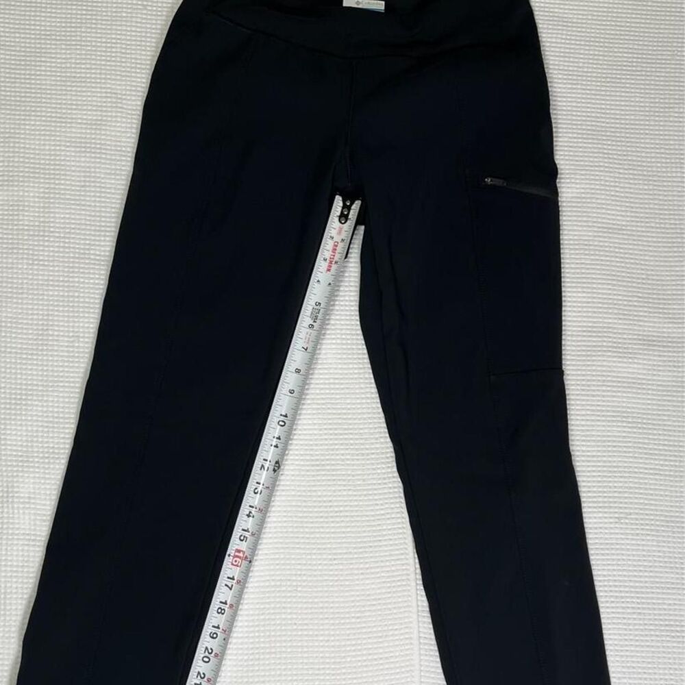 Columbia Sportswear woman’s black pants fully fleece lined   Size: Medium